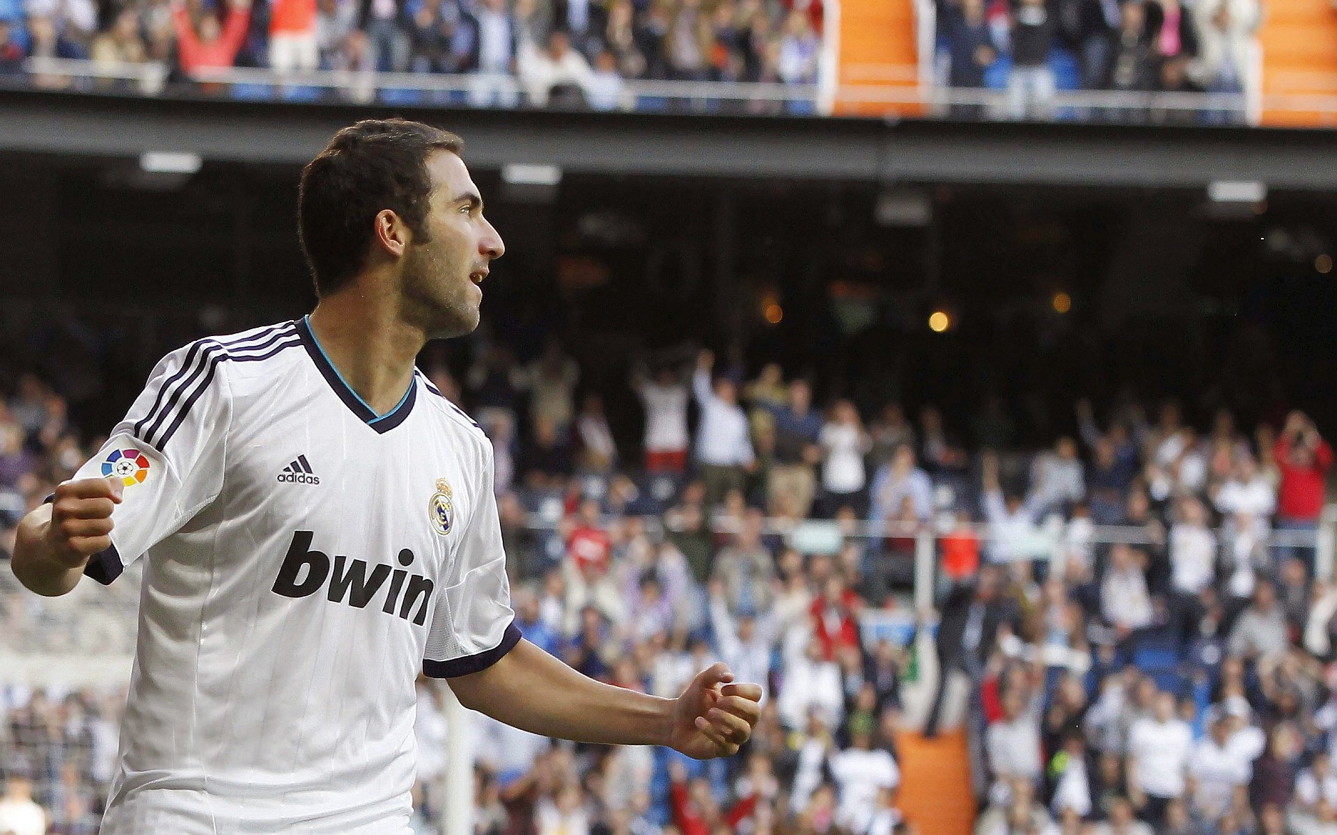 逆境崛起：曾经的“垫底队”如何逆转成季后赛热点？，逆境中崛起